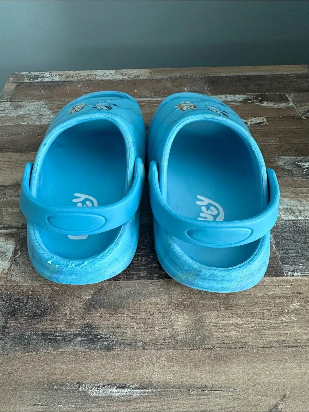 Ground Up bright blue
